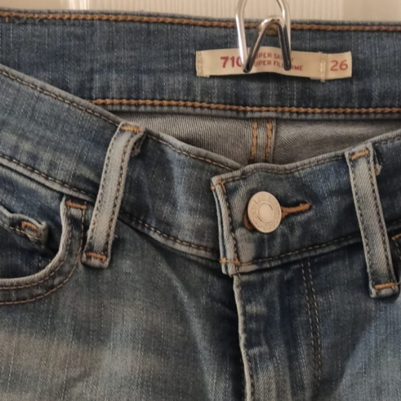 Levi's 710 Super Skinny Jeans - Picture 4 of 4